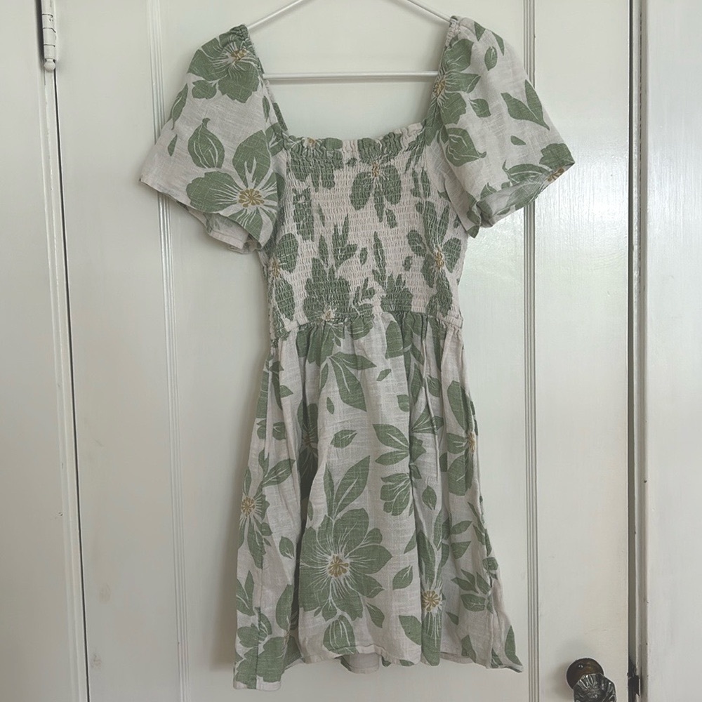 Smocked Square-Neck Floral Mini Dress in Sage Green